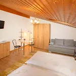 Bauernhof Daurerhof Farm stay *